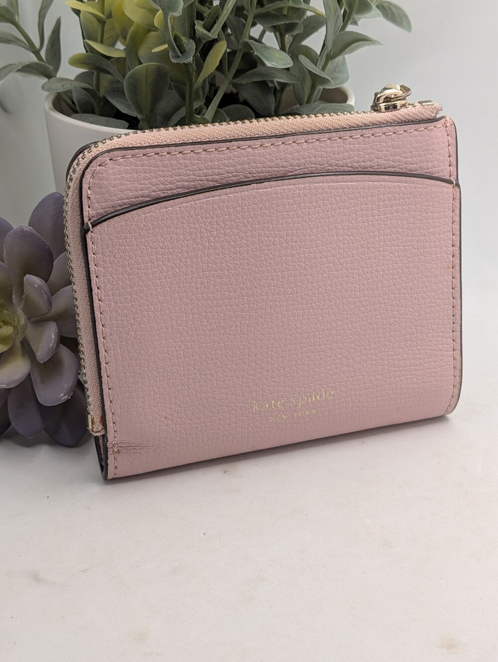 Kate Spade Francois French Bulldog Bifold Zip Wallet Pink Leather - Picture 5 of 8